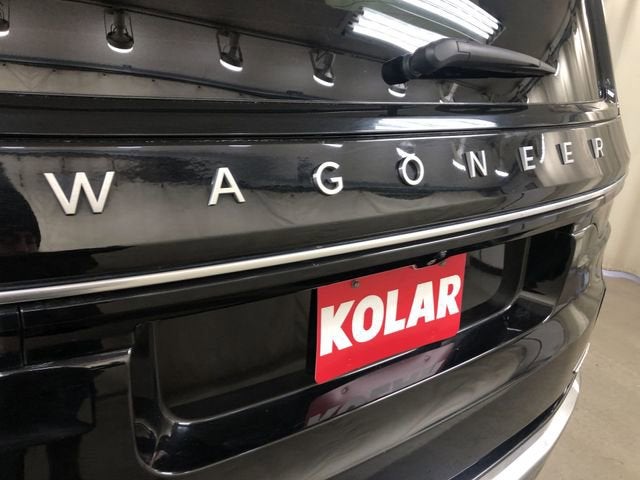 2022 Jeep Wagoneer Series III 4x4