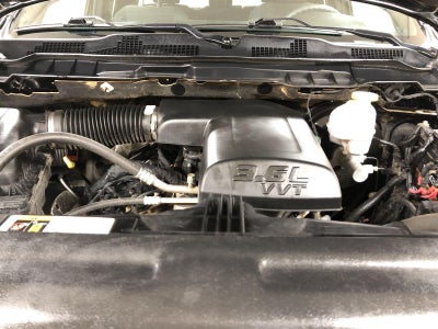 2021 RAM 1500 Classic Warlock Quad Cab 4x4 6'4" Box