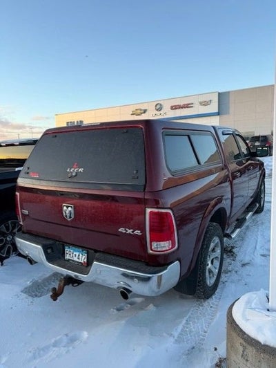 2017 RAM 1500 Laramie Crew Cab 4x4 5'7" Box