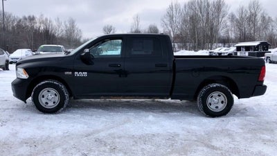 2017 RAM 1500 Tradesman Crew Cab 4x4 6'4" Box