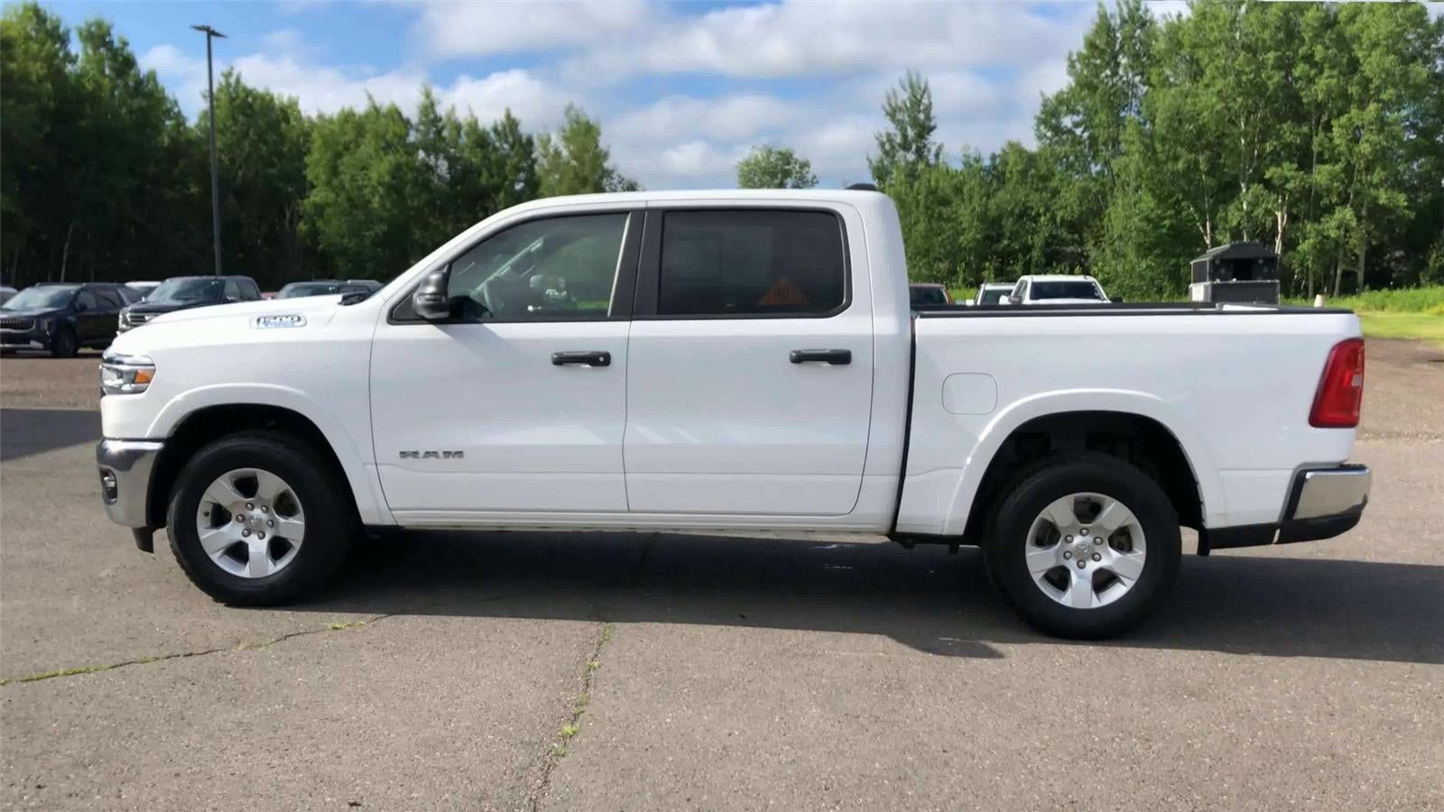 2025 RAM 1500 Big Horn Crew Cab 4x4 5'7" Box