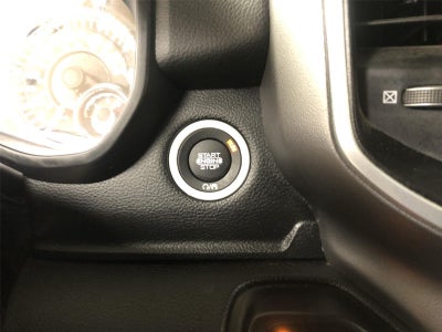 2022 RAM 1500 Big Horn Crew Cab 4x4 5'7" Box