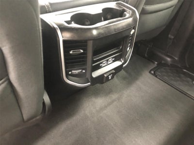 2022 RAM 1500 Big Horn Crew Cab 4x4 5'7" Box