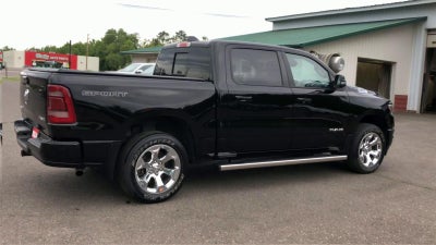 2022 RAM 1500 Big Horn Crew Cab 4x4 5'7" Box