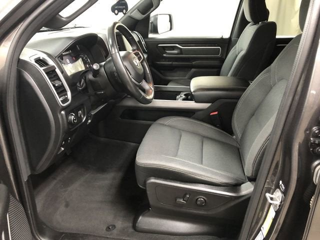 2022 RAM 1500 Big Horn Crew Cab 4x4 5'7" Box