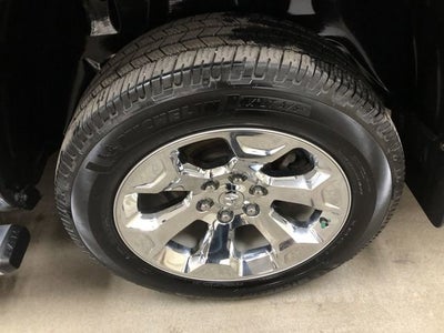 2022 RAM 1500 Big Horn Crew Cab 4x4 5'7" Box