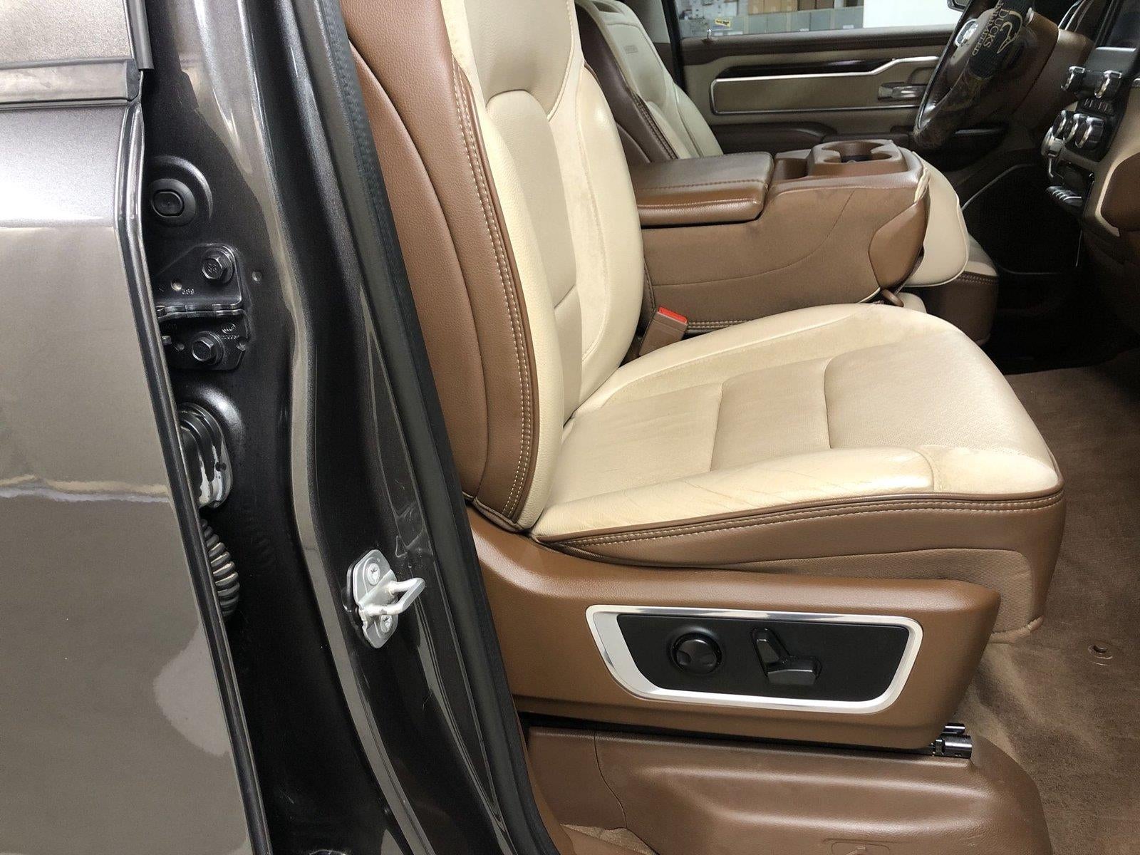 2022 RAM 1500 Laramie Crew Cab 4x4 5'7" Box