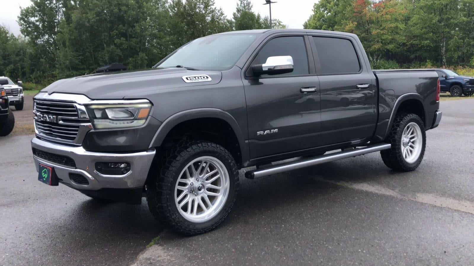 2022 RAM 1500 Laramie Crew Cab 4x4 5'7" Box