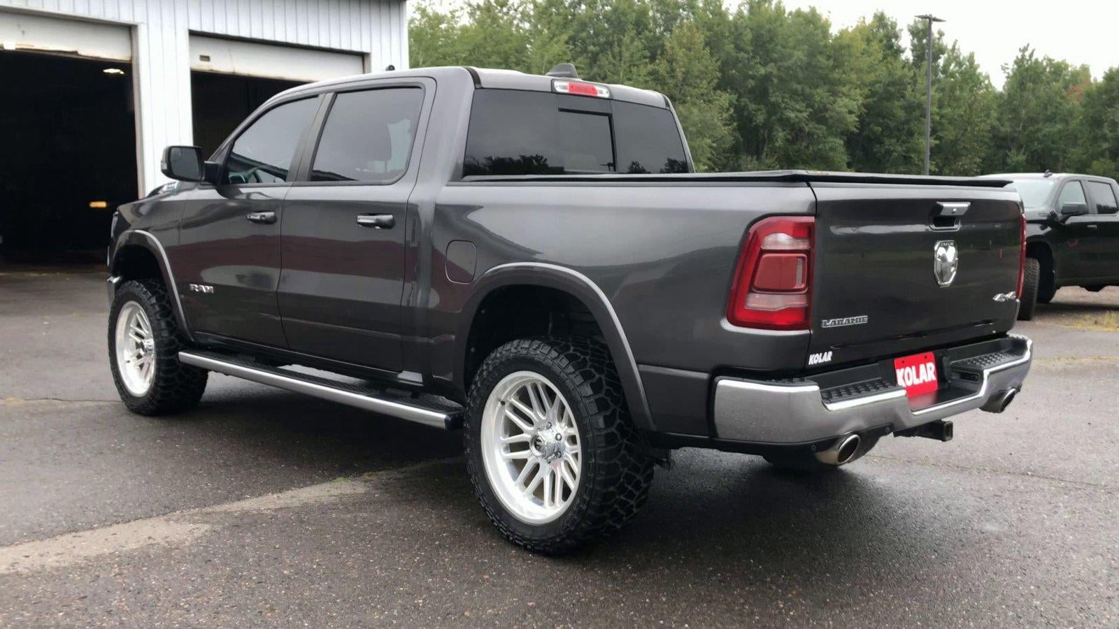 2022 RAM 1500 Laramie Crew Cab 4x4 5'7" Box