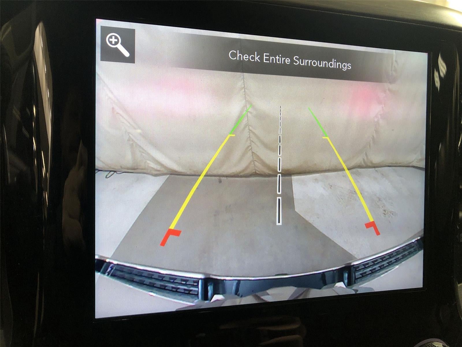 2020 RAM 1500 Laramie Crew Cab 4x4 5'7" Box