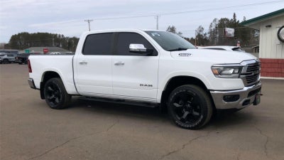 2020 RAM 1500 Laramie Crew Cab 4x4 5'7" Box