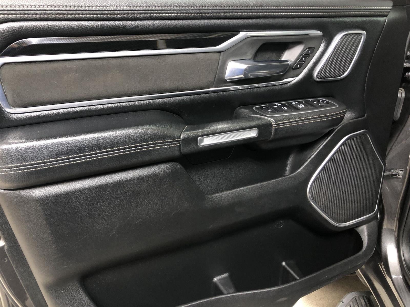 2021 RAM 1500 Laramie Crew Cab 4x4 5'7" Box