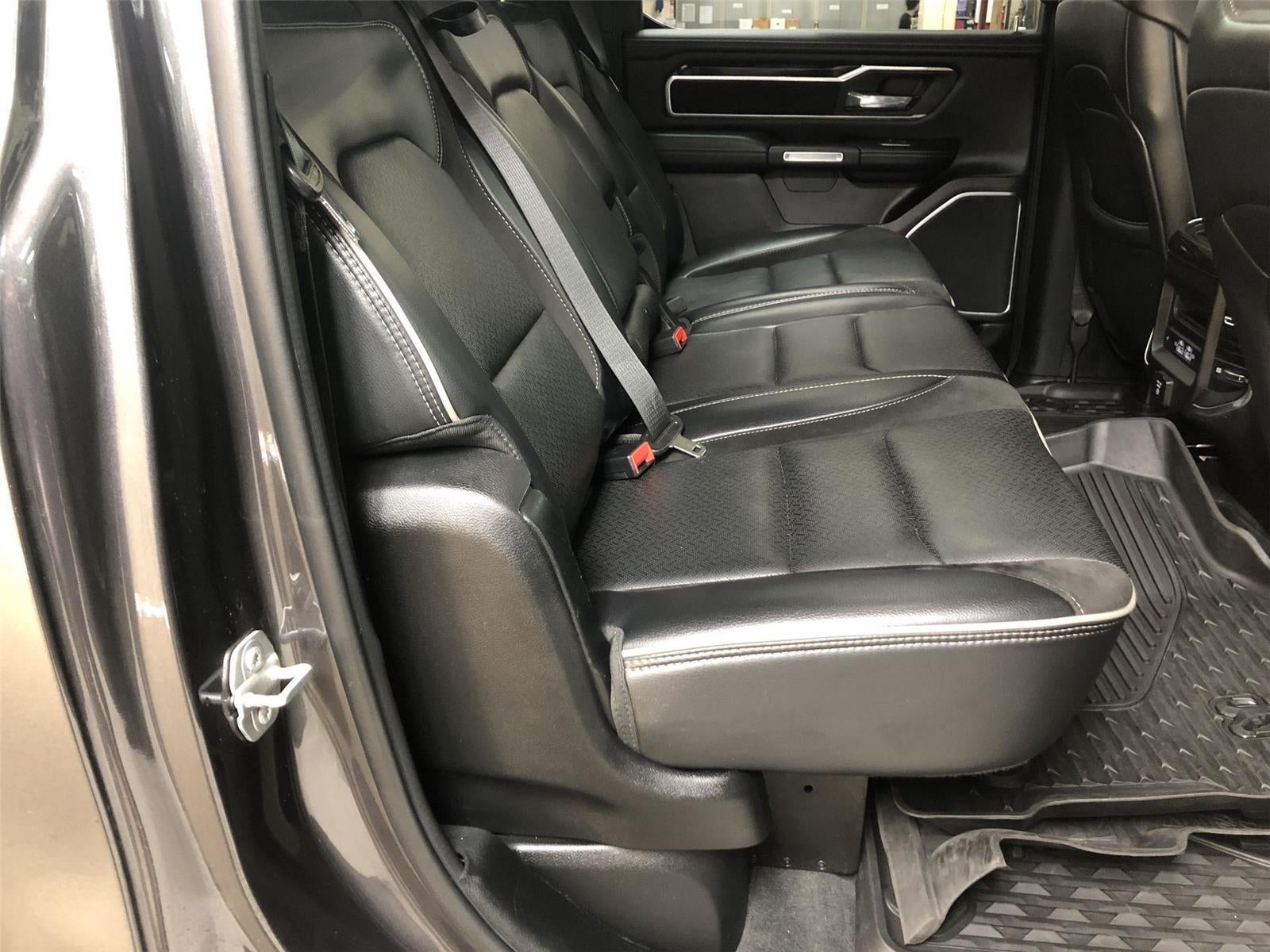 2021 RAM 1500 Laramie Crew Cab 4x4 5'7" Box