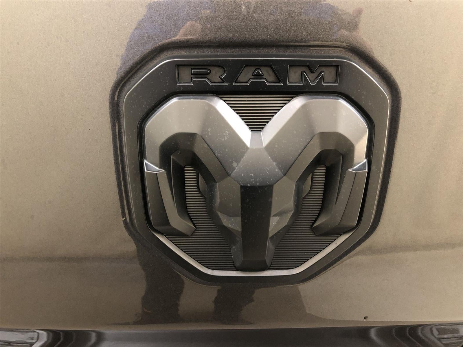 2021 RAM 1500 Laramie Crew Cab 4x4 5'7" Box