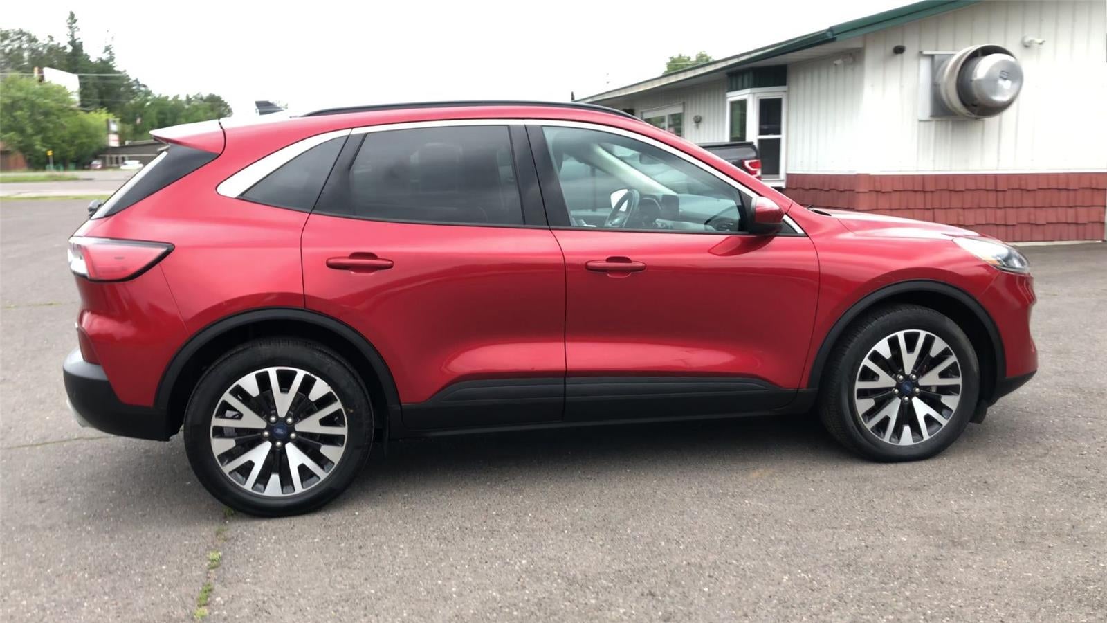 2020 Ford Escape SEL
