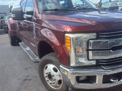 2017 Ford F-350 LARIAT