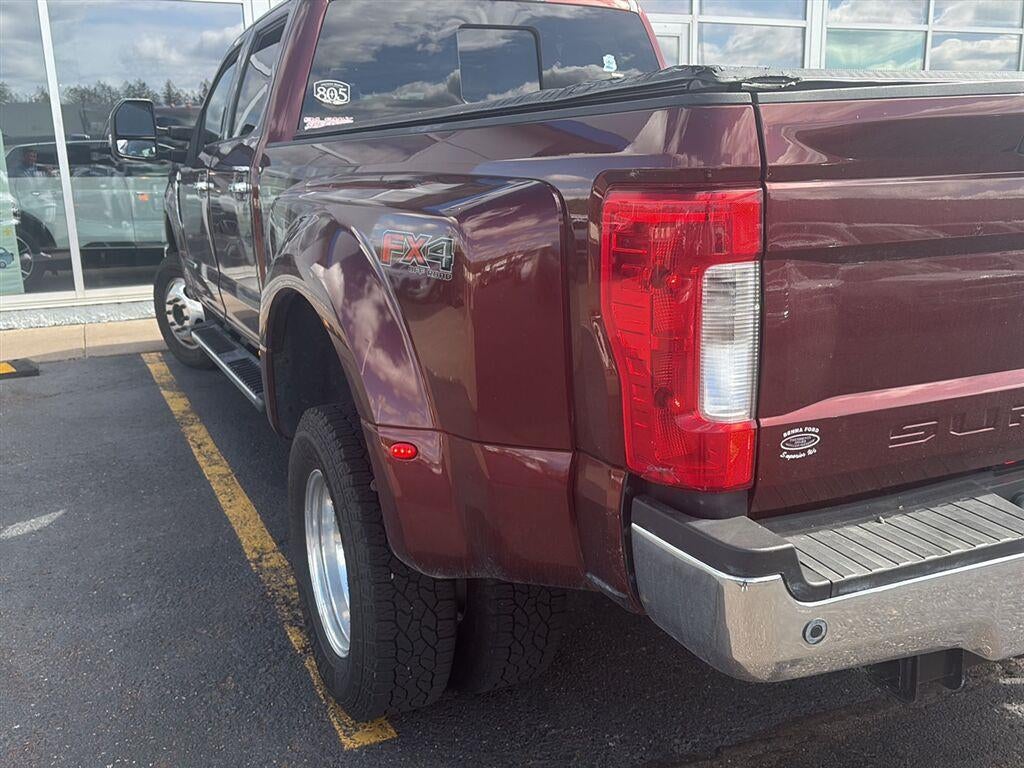 2017 Ford F-350 LARIAT