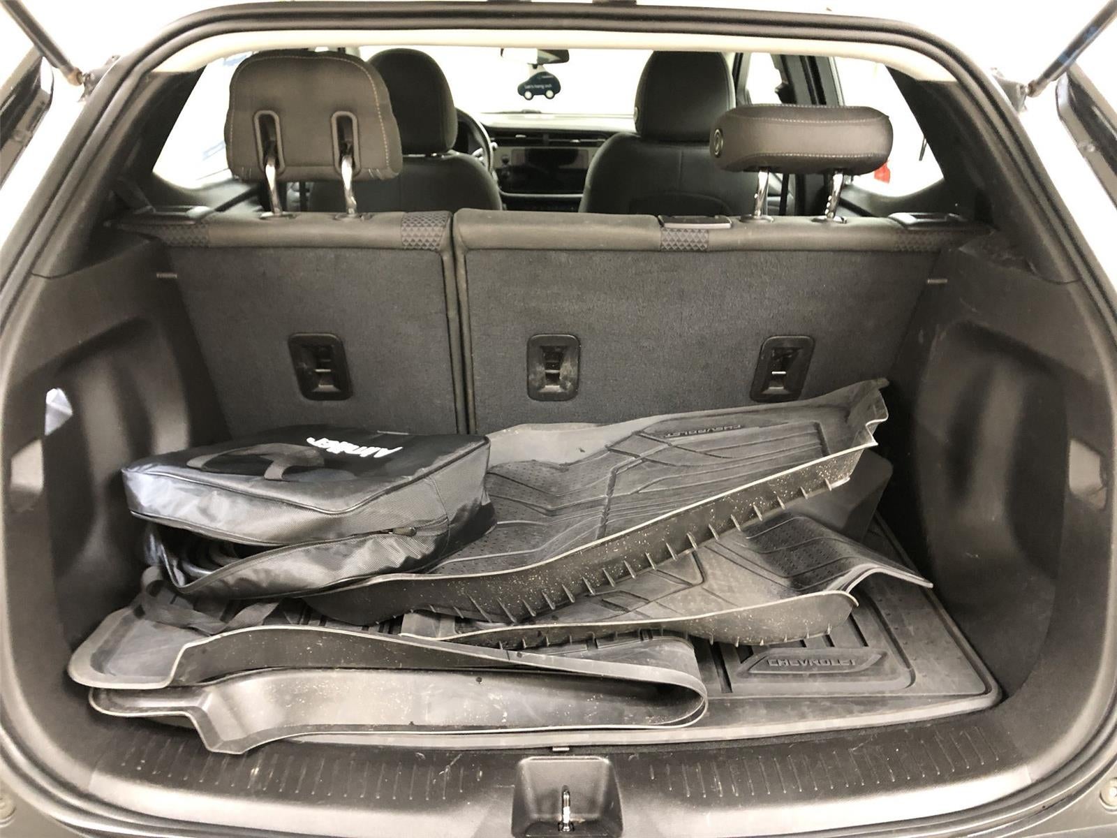 2023 Chevrolet Bolt EUV LT Redline