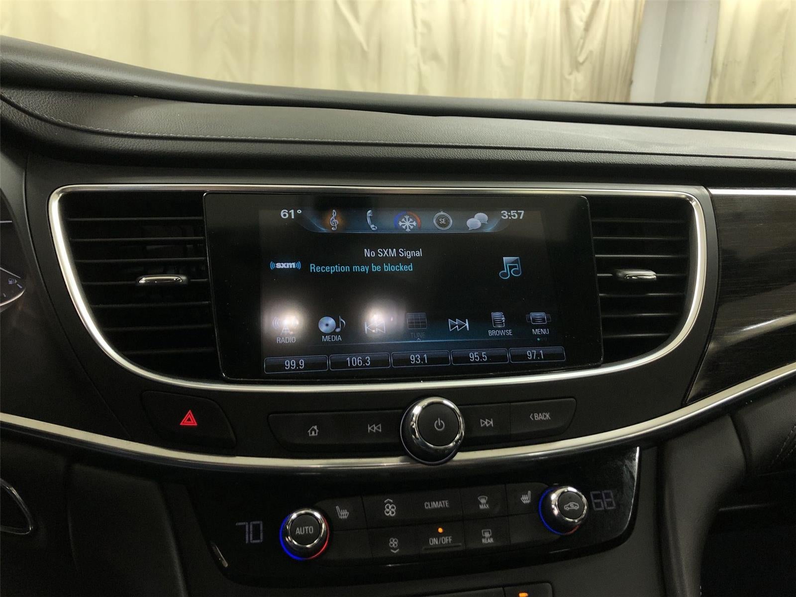 2017 Buick LaCrosse Essence
