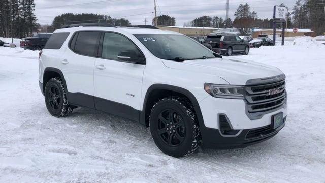 2023 GMC Acadia AT4