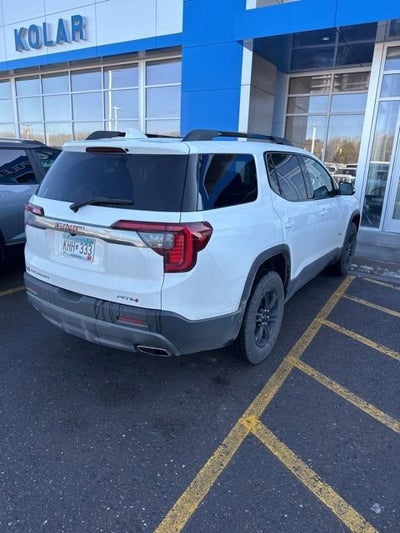 2023 GMC Acadia AT4