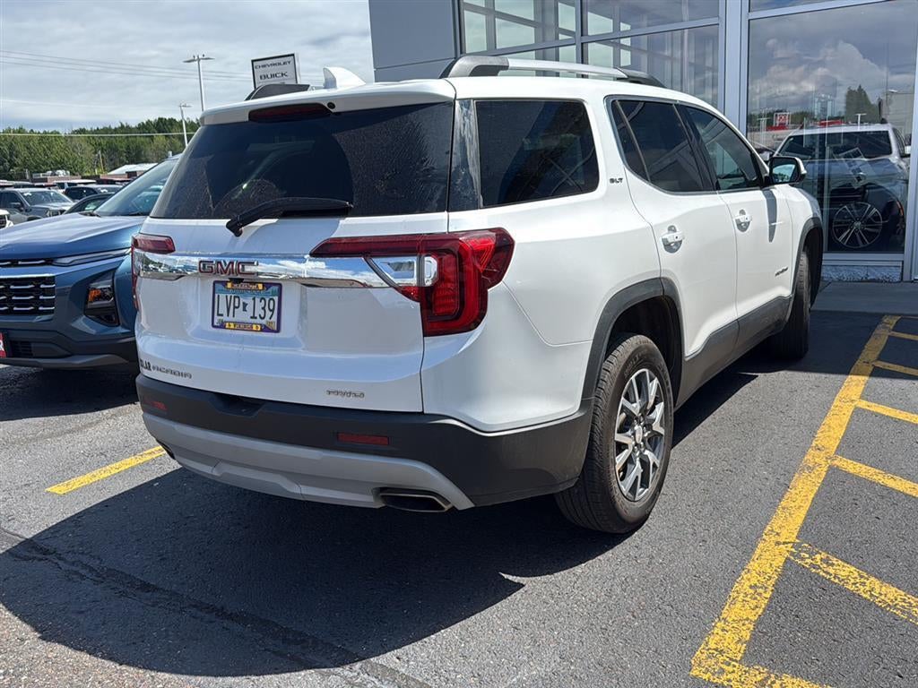 2023 GMC Acadia SLT