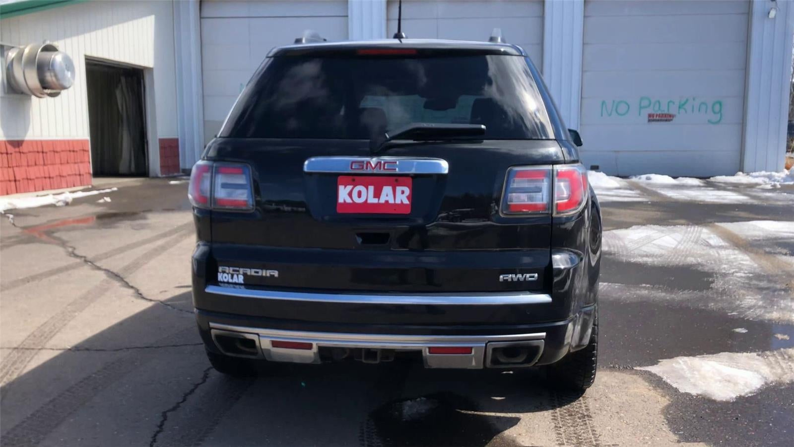 2016 GMC Acadia Denali