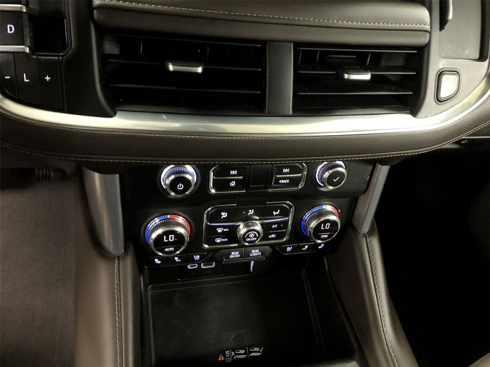 2022 GMC Yukon XL SLT
