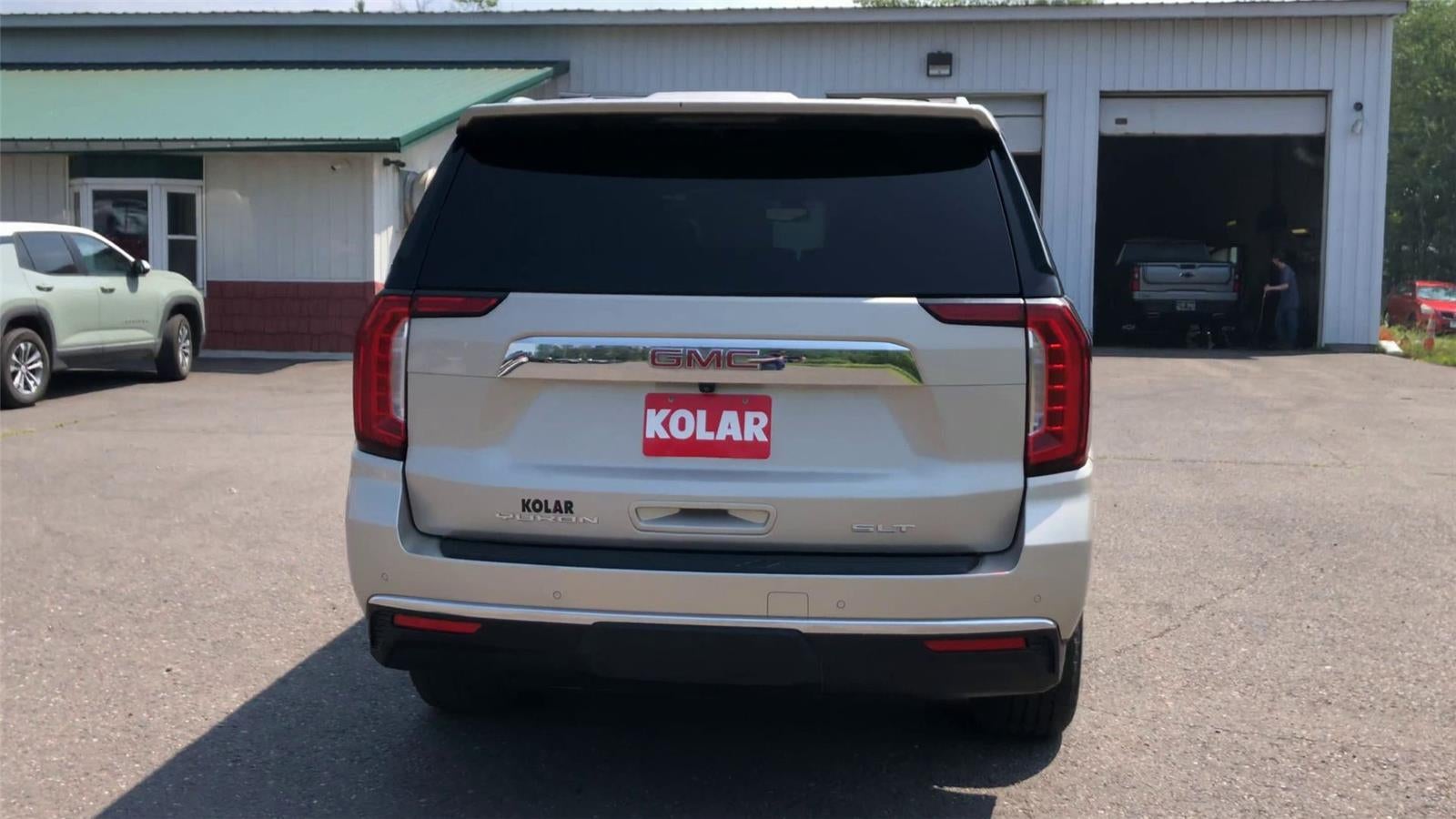 2022 GMC Yukon XL SLT