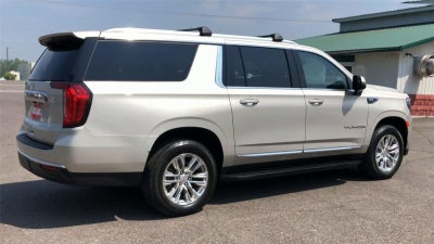 2022 GMC Yukon XL SLT
