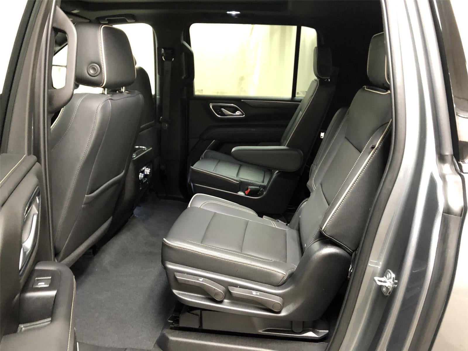 2022 GMC Yukon XL SLT