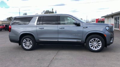 2022 GMC Yukon XL SLT
