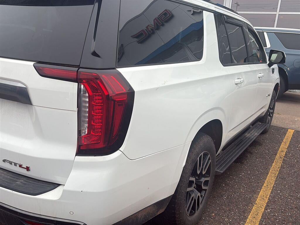 2021 GMC Yukon XL AT4