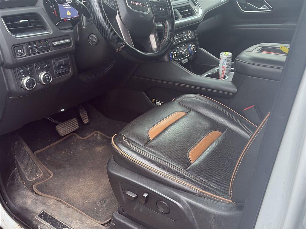 2021 GMC Yukon XL AT4