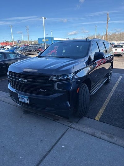 2023 Chevrolet Suburban RST