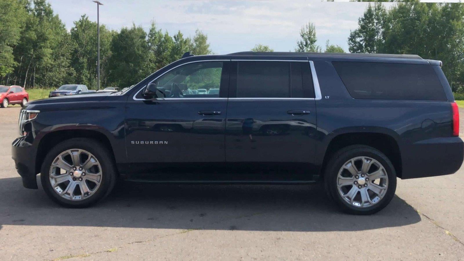 2019 Chevrolet Suburban LT