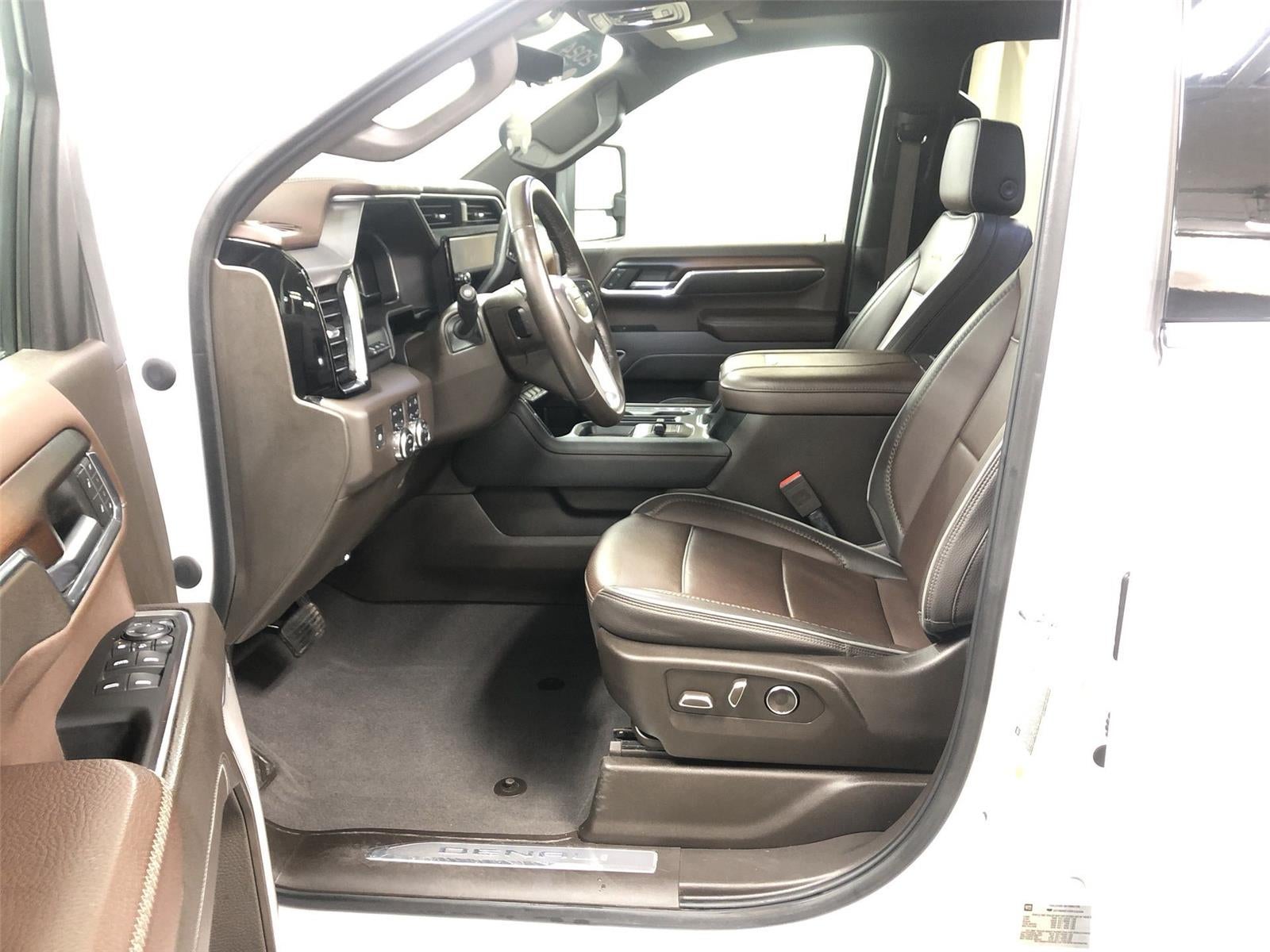 2024 GMC Sierra 3500 HD Denali