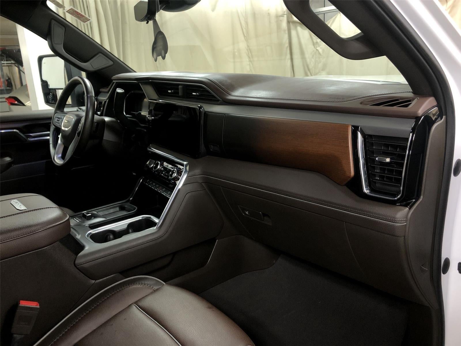 2024 GMC Sierra 3500 HD Denali