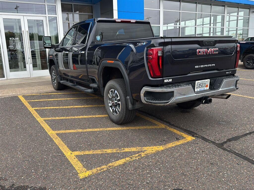 2025 GMC Sierra 3500 HD SLT