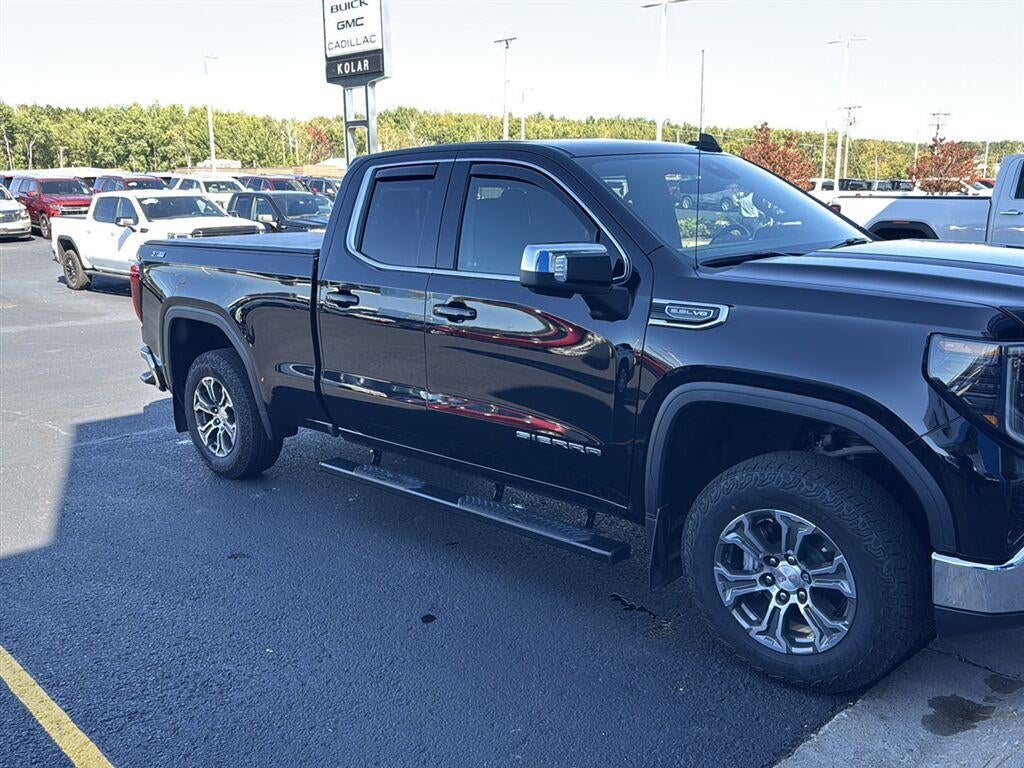 2025 GMC Sierra 1500 SLE