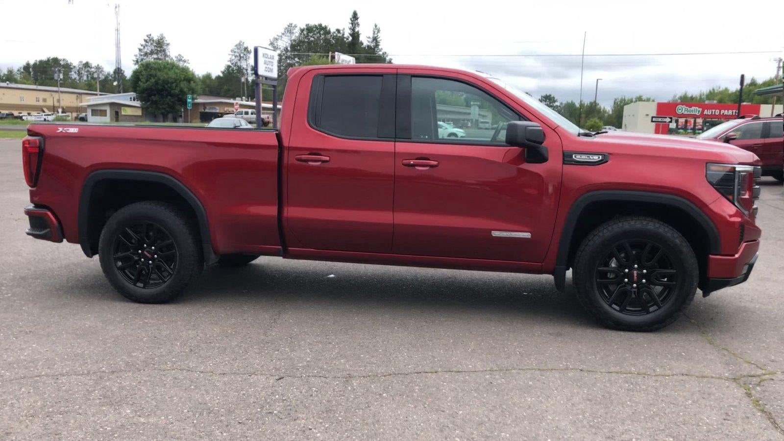 2023 GMC Sierra 1500 Elevation