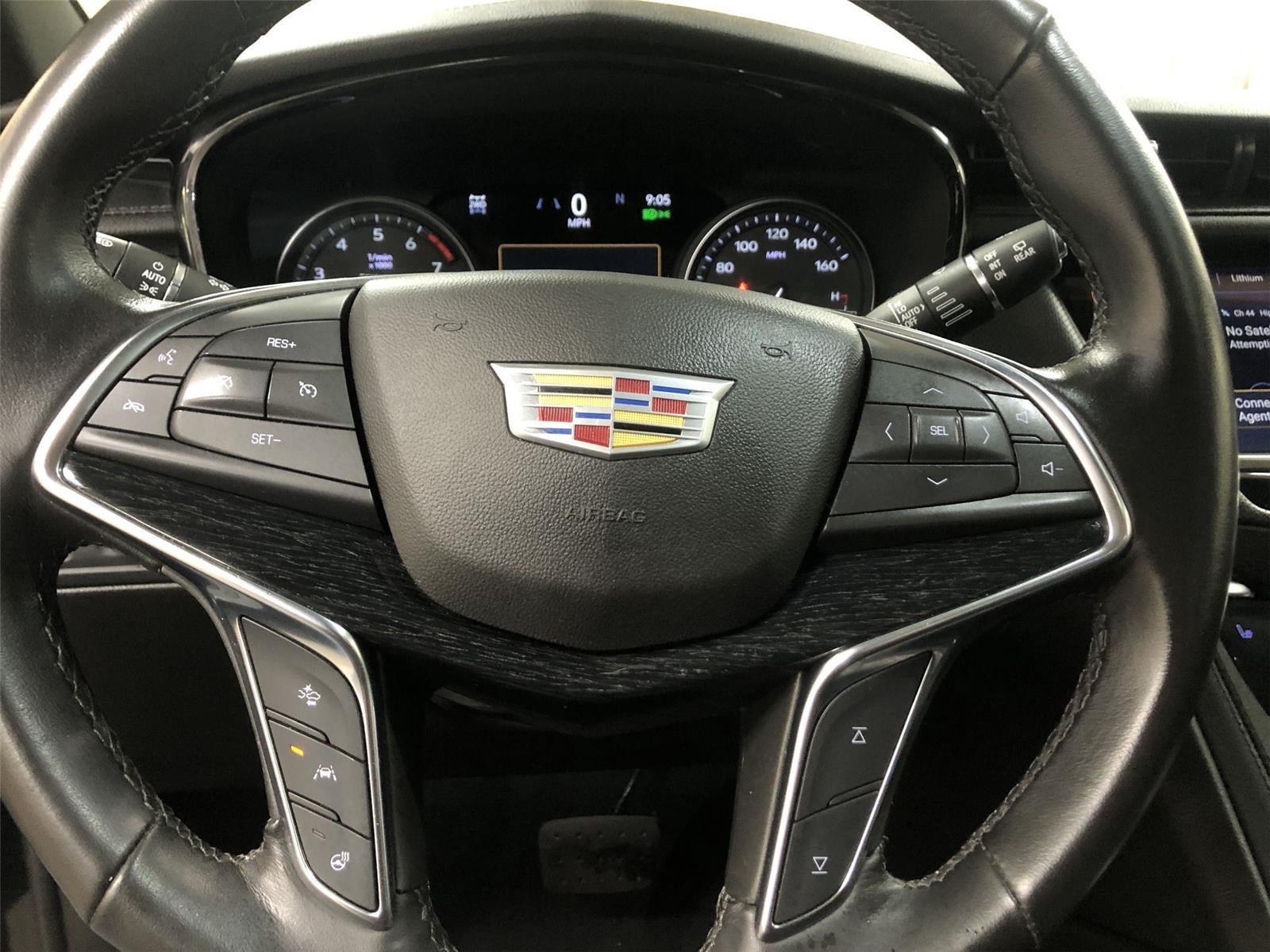 2022 Cadillac XT5 Premium Luxury