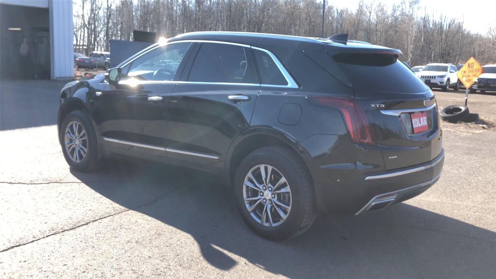 2022 Cadillac XT5 Premium Luxury