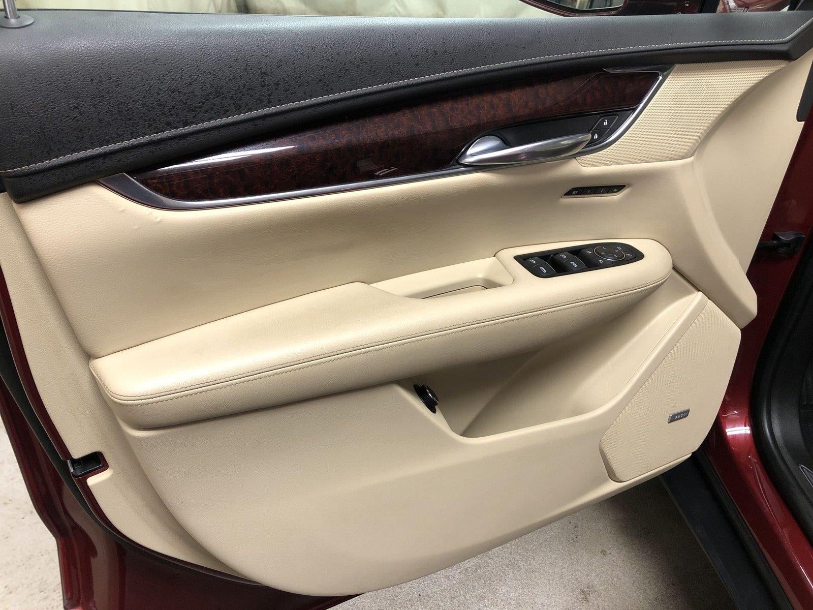 2017 Cadillac XT5 Premium Luxury - Photo 23