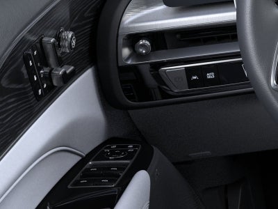 2024 Cadillac LYRIQ Sport 3