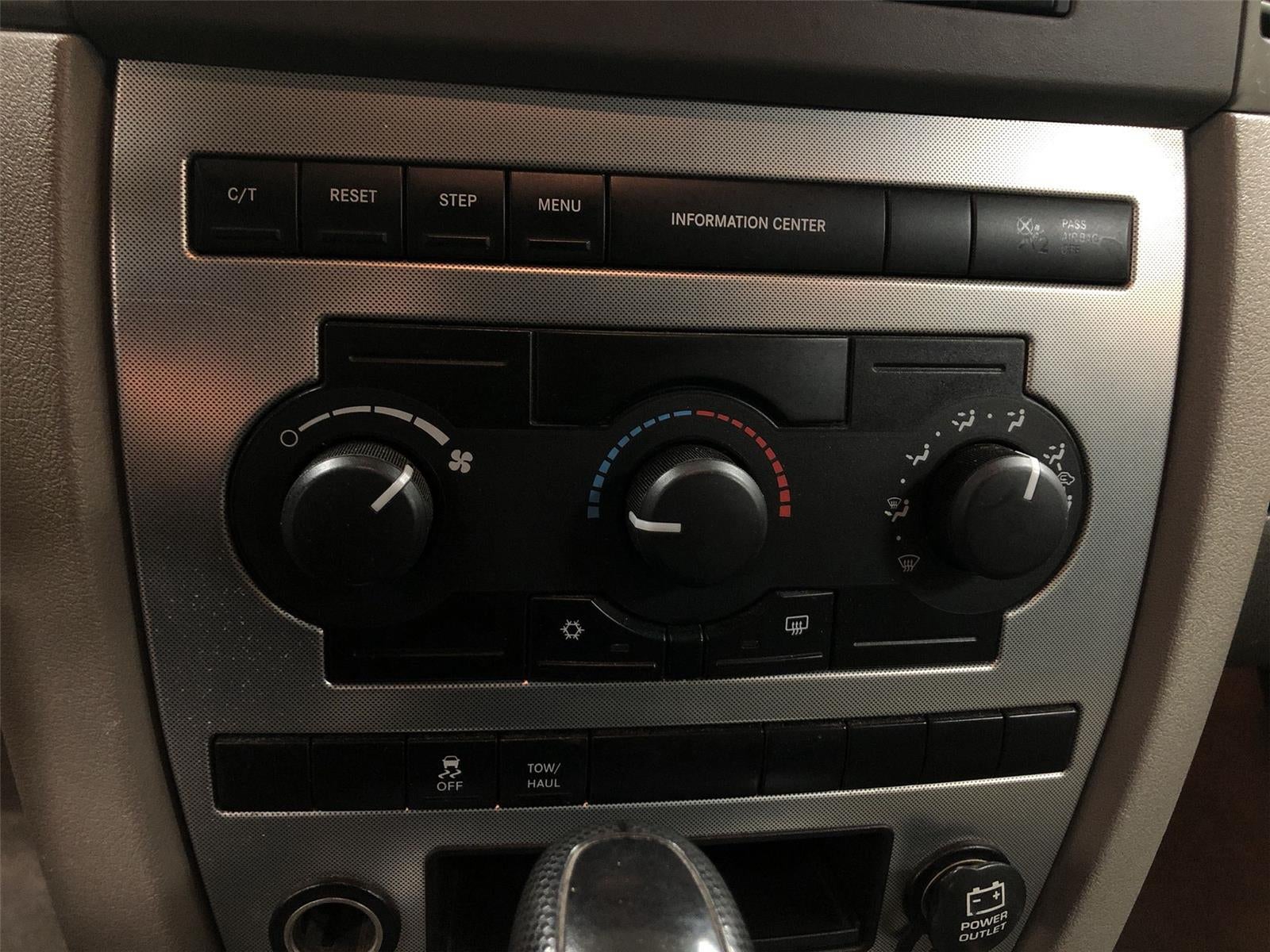 2005 Jeep Grand Cherokee Laredo