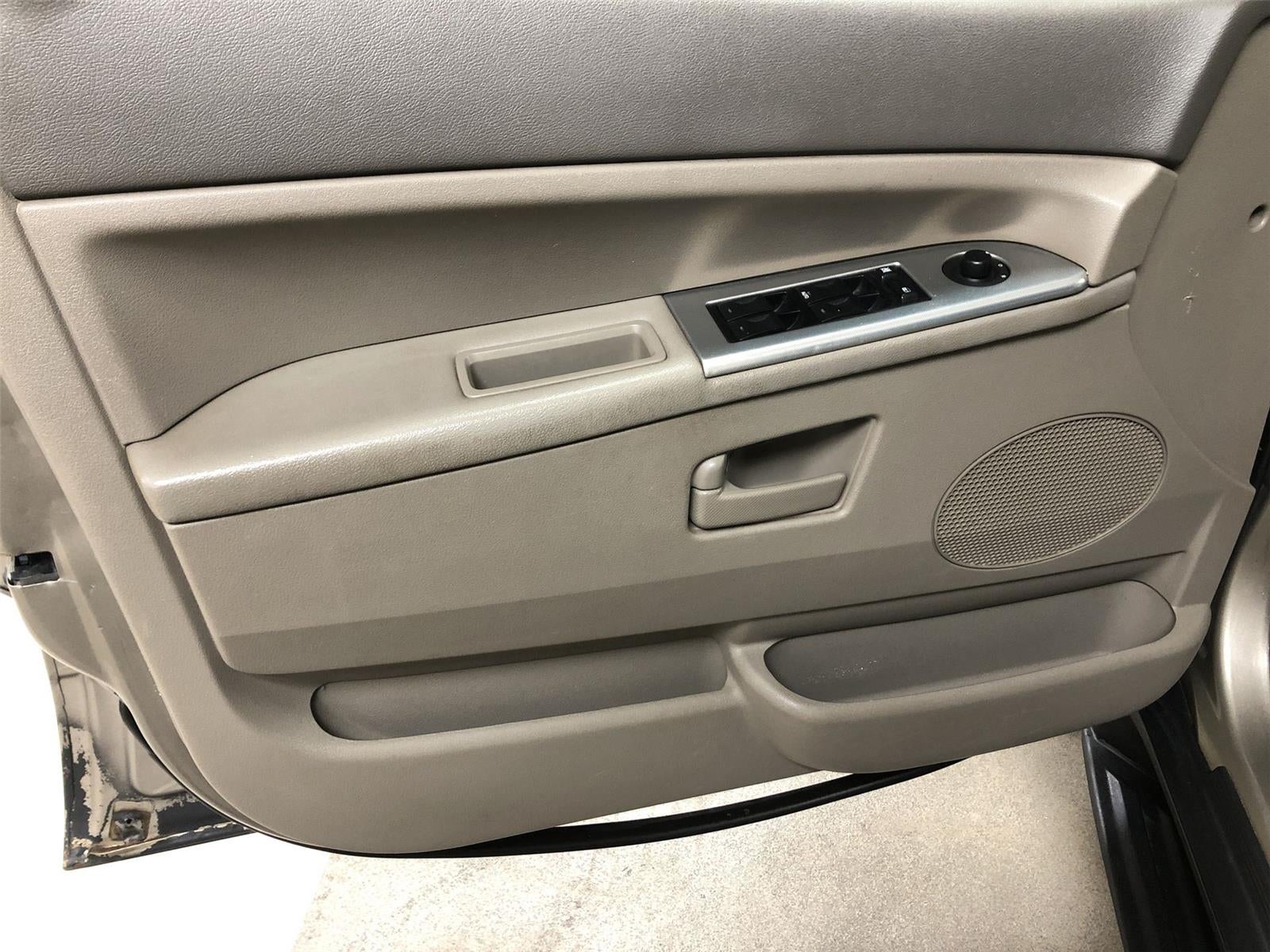 2005 Jeep Grand Cherokee Laredo