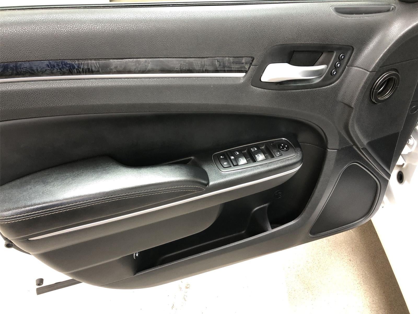 2019 Chrysler 300 Limited