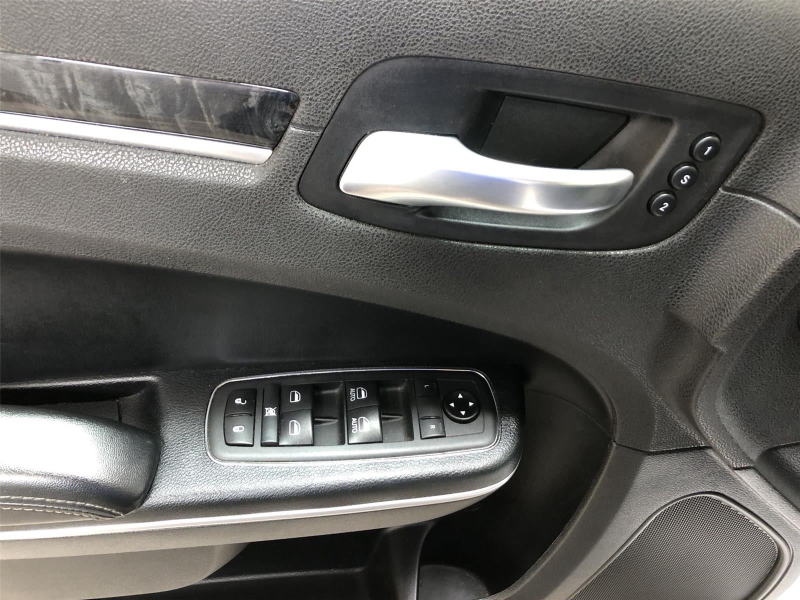 2019 Chrysler 300 Limited