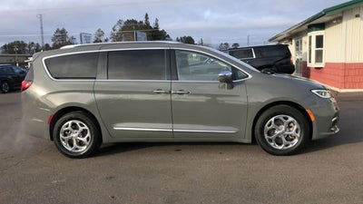 2021 Chrysler Pacifica Limited AWD